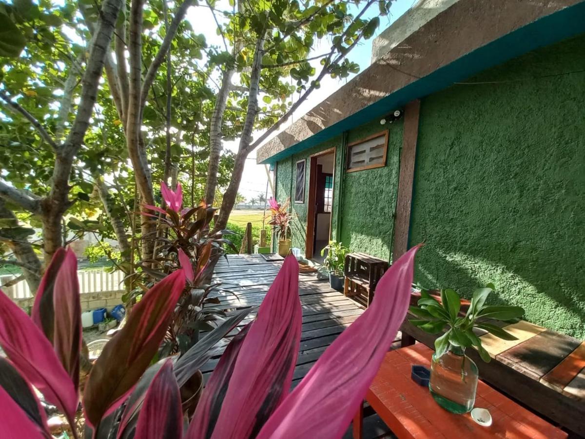 Hostel Utopia Isla Holbox Екстер'єр фото