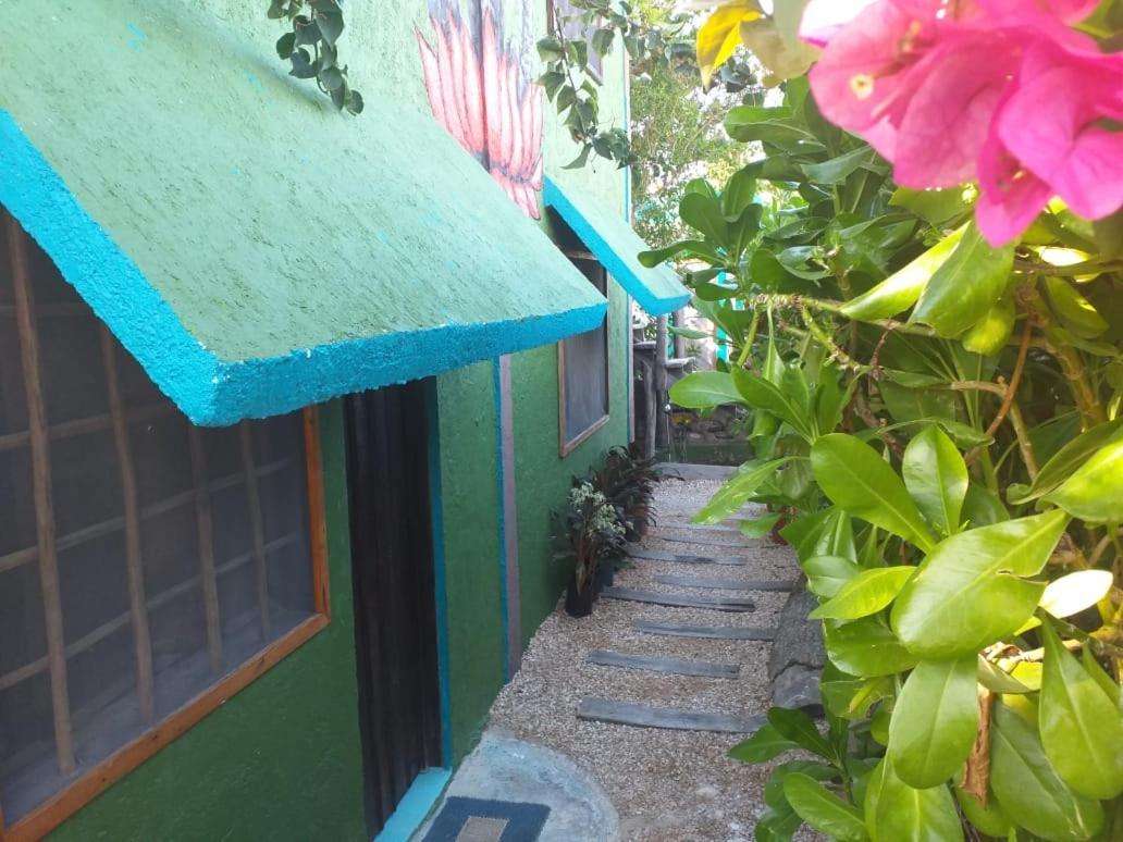 Hostel Utopia Isla Holbox Екстер'єр фото