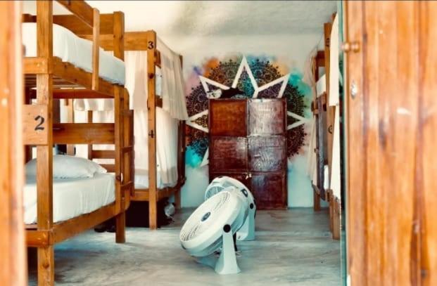 Hostel Utopia Isla Holbox Екстер'єр фото